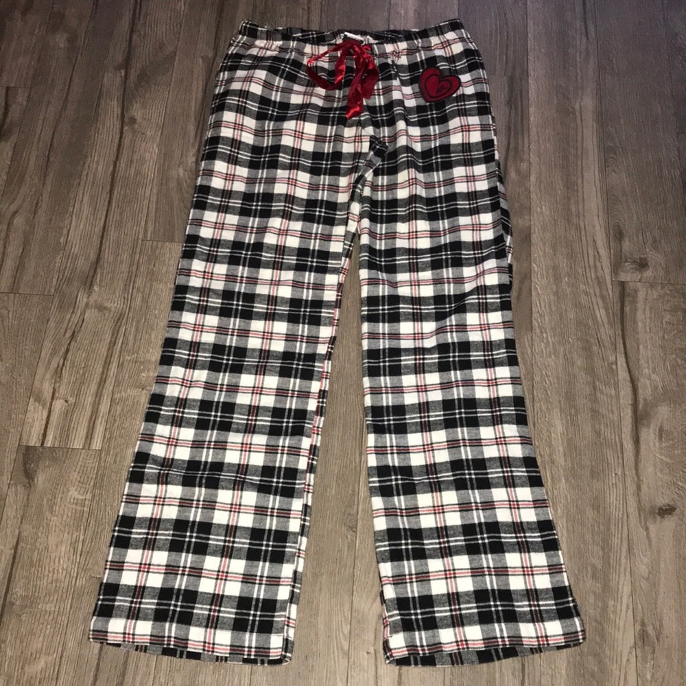 Allison Rhea,pajama plaid women’s pants.Size M.